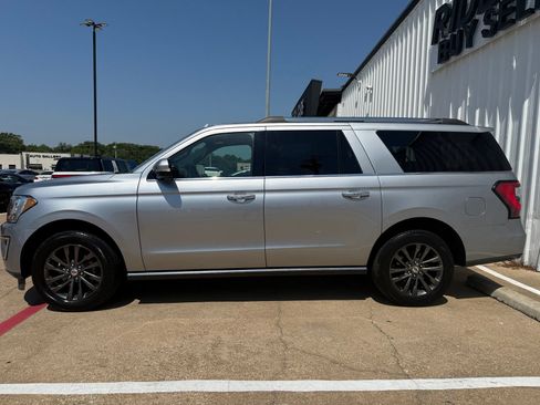 Used 2021 Ford Expedition Max Limited RWD image 3