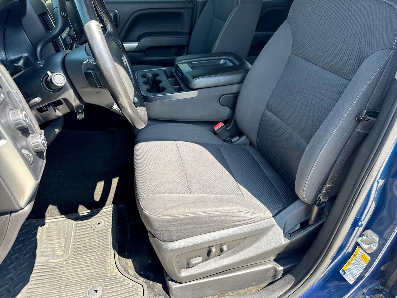 Used 2018 Chevrolet Silverado 1500 LT w/ All Star Edition AWD/4WD image 15