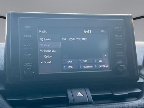 Used 2019 Toyota RAV4 XLE FWD image 23