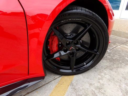 Used 2025 Chevrolet Corvette E-Ray w/ Stealth Interior Trim Package AWD/4WD image 30