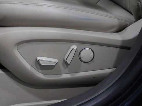 Used 2022 Lincoln Nautilus Reserve image 4