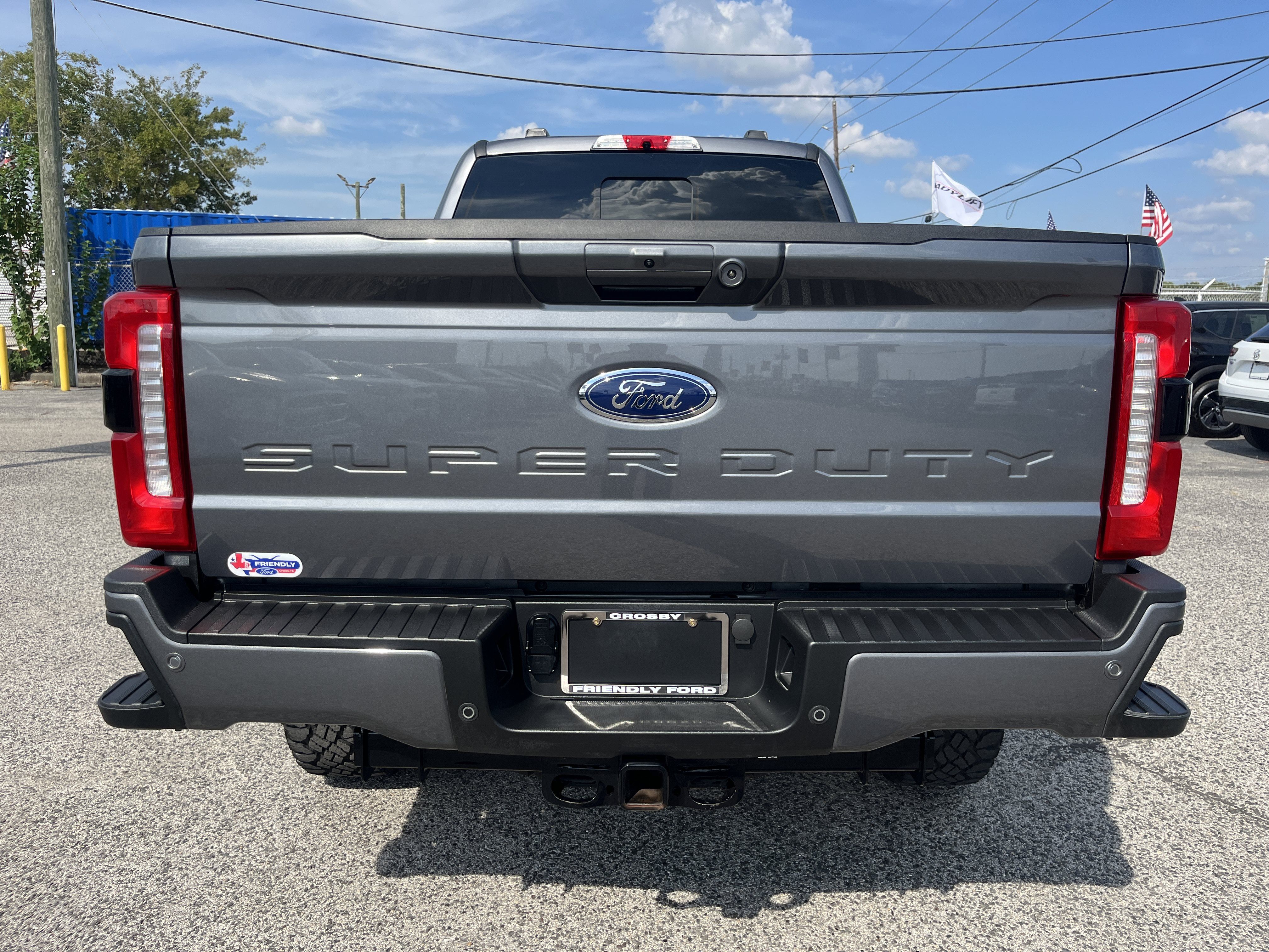 Used 2024 Ford F250 Lariat w/ Lariat Ultimate Package AWD/4WD image 3
