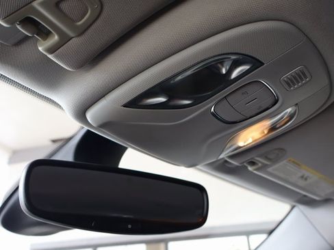 Used 2019 Jeep Compass Limited image 24