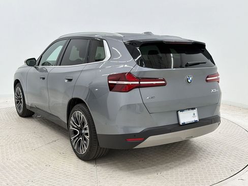 Used 2025 BMW X3 xDrive30i w/ Premium Package image 3