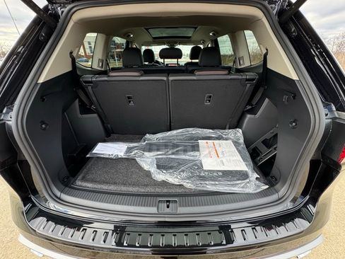 New 2026 Volkswagen Atlas Peak Edition AWD/4WD image 26