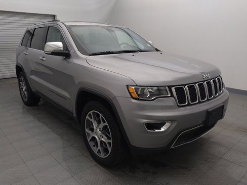Used 2019 Jeep Grand Cherokee Limited w/ Trailer Tow Group IV image 13