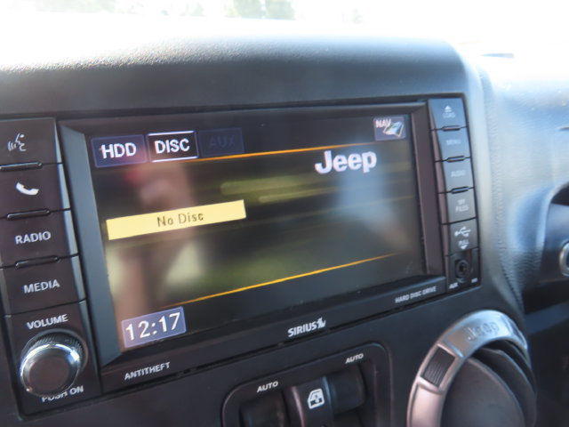 Used 2018 Jeep Wrangler Unlimited Sahara AWD/4WD image 22