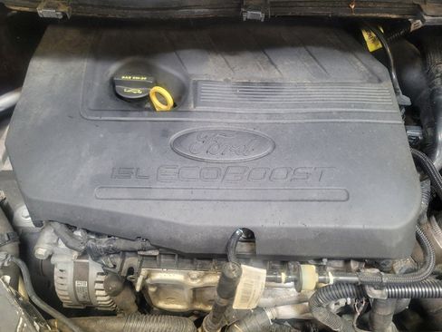 Used 2018 Ford Escape SE FWD image 30