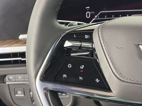 Used 2025 Cadillac Escalade Sport Platinum image 34