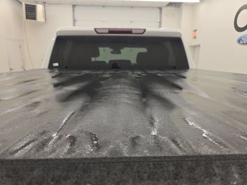 Used 2023 Chevrolet Silverado 1500 LT AWD/4WD image 15