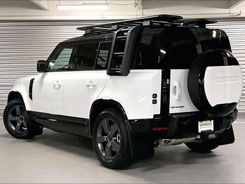 Certified 2026 Land Rover Defender 110 X-Dynamic SE AWD/4WD image 10