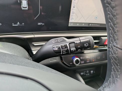 Certified 2026 Kia Sportage SX FWD image 35