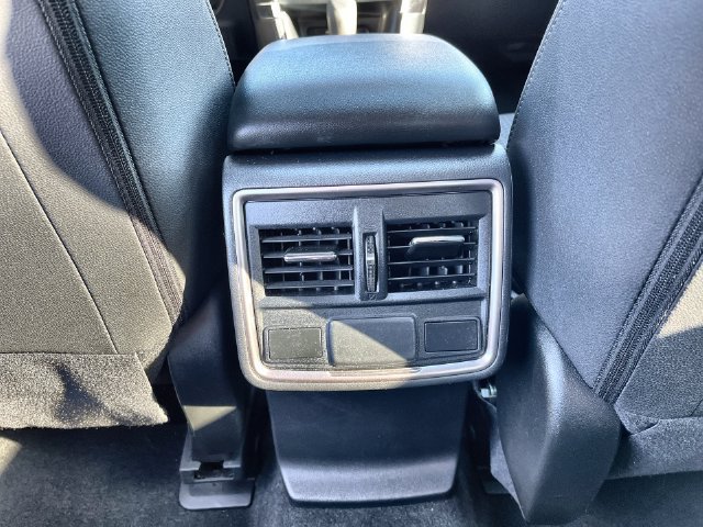 Certified 2024 Subaru Forester Premium AWD/4WD image 31