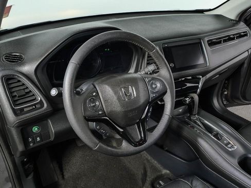 Used 2021 Honda HR-V EX-L image 10