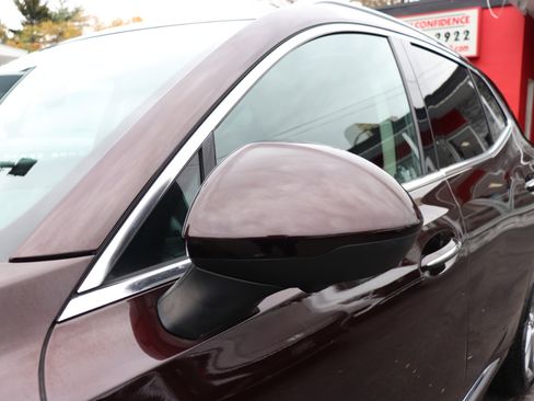 Used 2022 Buick Envision Avenir w/ Technology Package II image 67