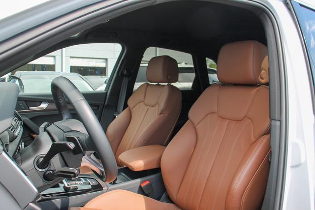 Used 2024 Audi Q5 2.0T Premium w/ Convenience Package AWD/4WD image 23