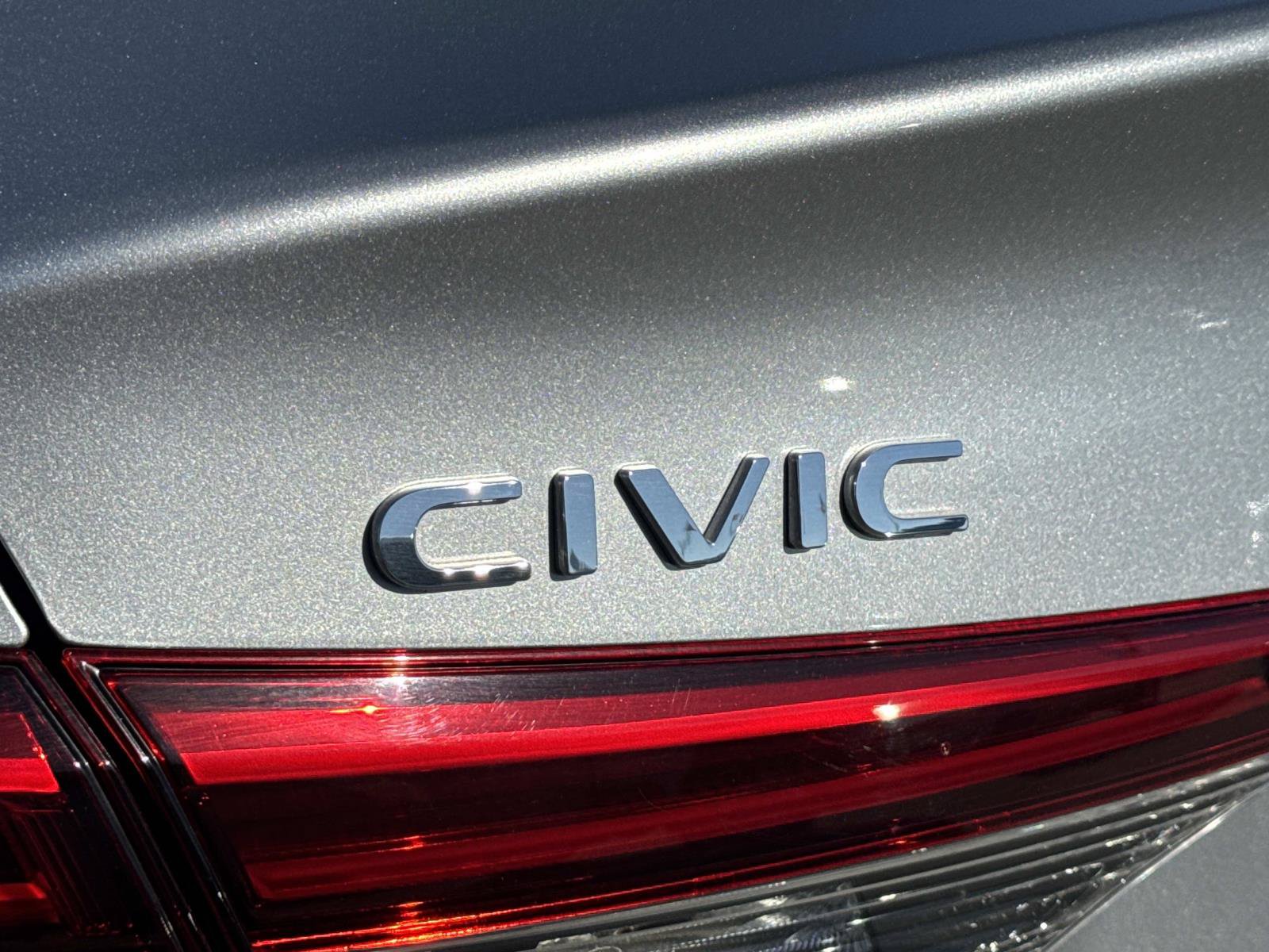 Used 2022 Honda Civic Sport image 28