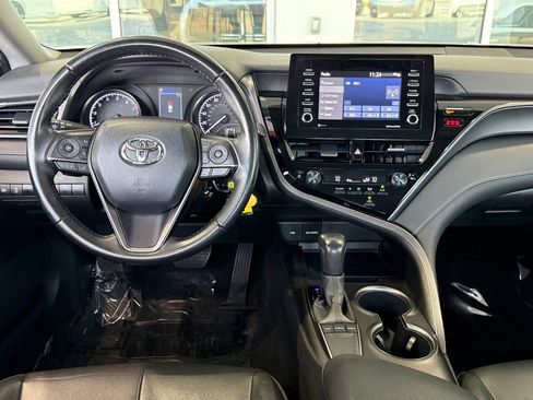 Used 2023 Toyota Camry SE image 30