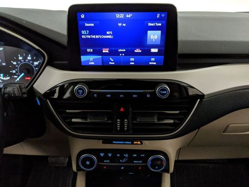 Used 2021 Ford Escape SE w/ Cold Weather Package image 8