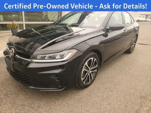Certified 2025 Volkswagen Jetta Sport FWD image 2