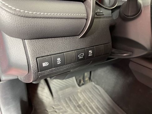 Used 2022 Toyota Camry XSE image 26