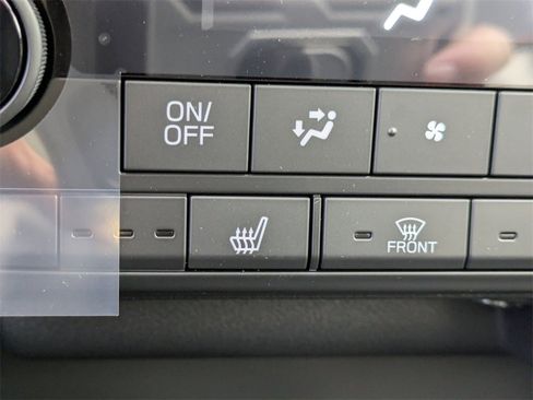 New 2026 Subaru Outback Premium image 19