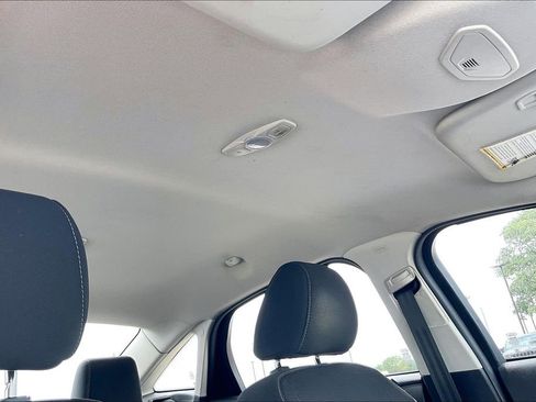 Used 2014 Ford Focus SE FWD image 27