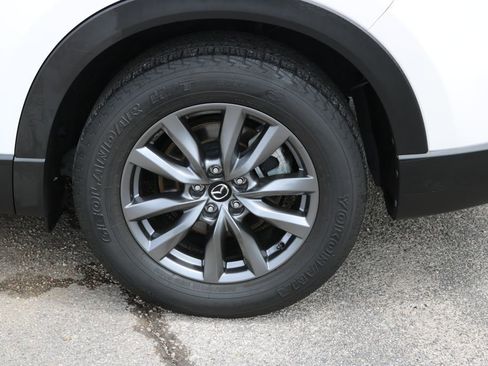 Used 2023 MAZDA CX-9 Touring image 9