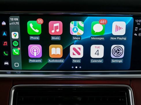 Certified 2023 Porsche Panamera GTS image 16