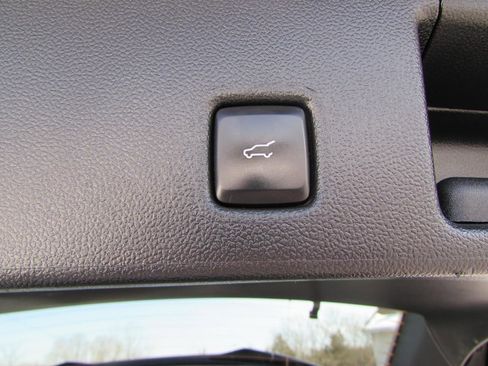 Used 2023 Ford Escape ST-Line image 28