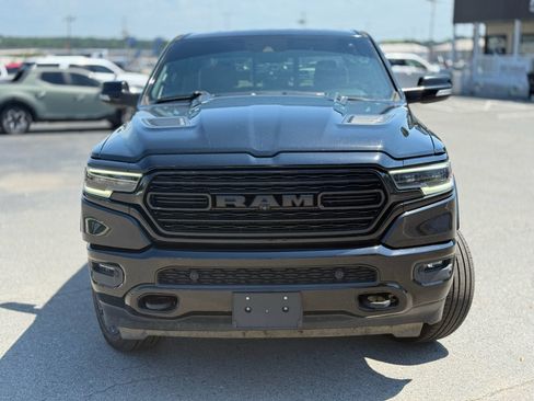 Used 2020 RAM 1500 Limited w/ Black Appearance Package AWD/4WD image 2