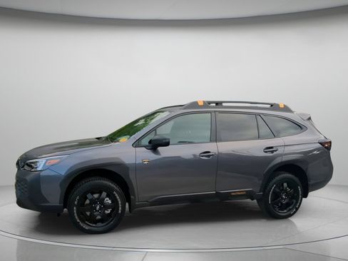 Used 2025 Subaru Outback Wilderness AWD/4WD image 15