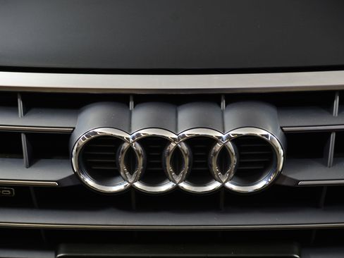 Used 2018 Audi Q5 2.0T Premium Plus image 19