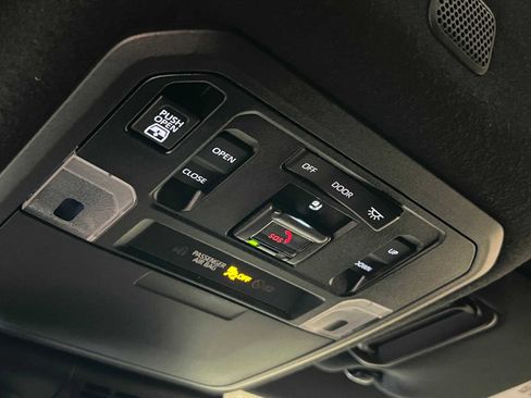 Certified 2025 Toyota 4Runner Limited image 24