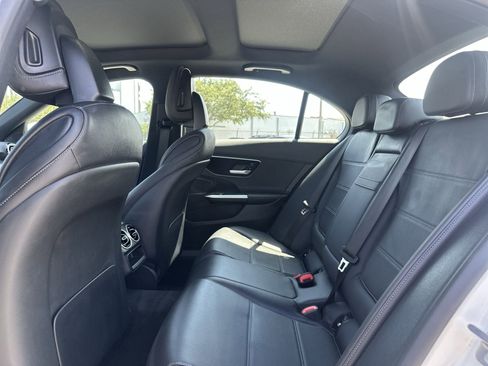Used 2025 Mercedes-Benz C 300 Sedan image 22