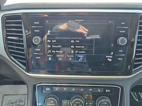 Used 2023 Volkswagen Atlas SE w/ Panoramic Sunroof Package FWD image 18