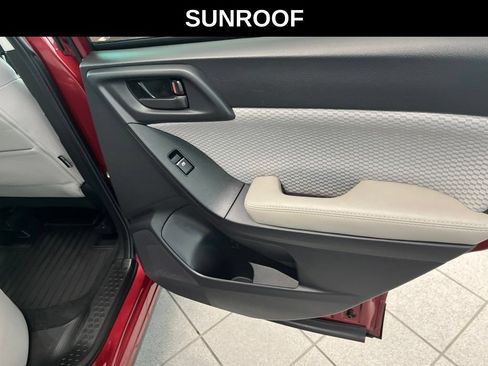 Used 2018 Subaru Forester 2.5i Premium w/ All-Weather Package AWD/4WD image 19