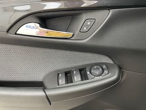 New 2026 Chevrolet TrailBlazer LS w/ LS Convenience Package AWD/4WD image 9