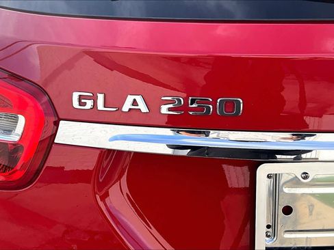 Used 2019 Mercedes-Benz GLA 250 4MATIC image 9
