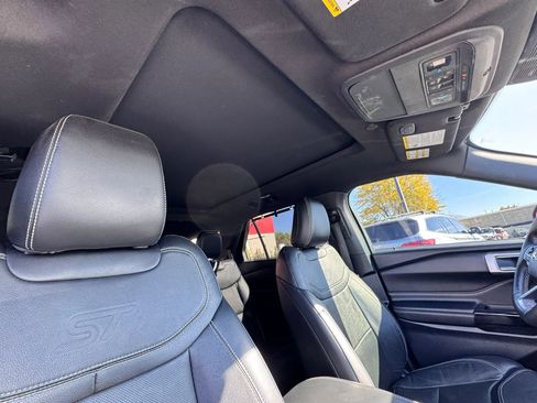 Used 2021 Ford Explorer ST image 37