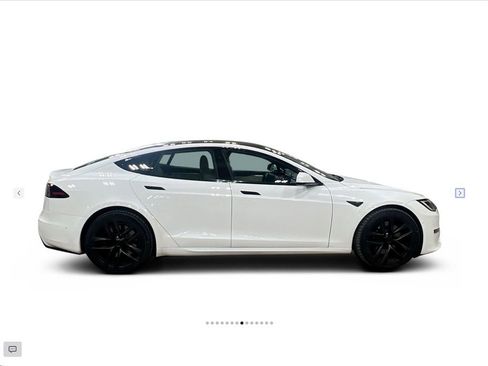 Used 2022 Tesla Model S image 3