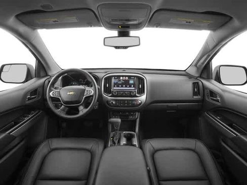 Used 2018 Chevrolet Colorado LT w/ LT Convenience Package AWD/4WD image 11