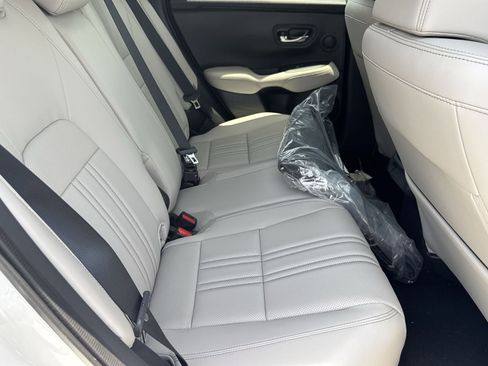 New 2026 Honda HR-V EX-L image 8