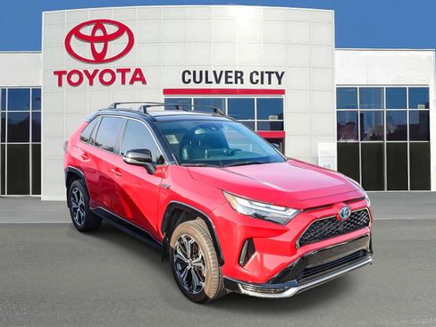 Used 2023 Toyota RAV4 XSE image 1