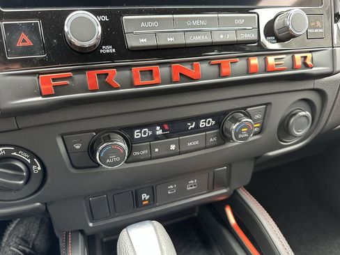 New 2025 Nissan Frontier PRO-4X image 18