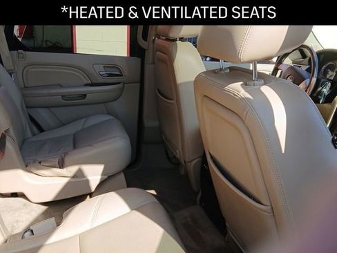 Used 2014 Cadillac Escalade Luxury image 14