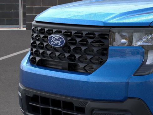 New 2026 Ford Maverick XL image 18