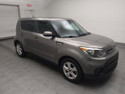 Used 2019 Kia Soul FWD image 11