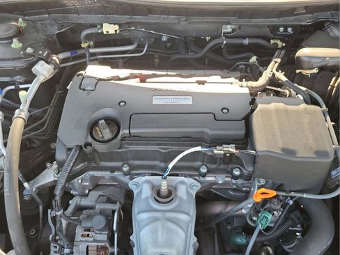 Used 2017 Honda Accord LX image 22