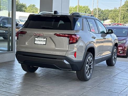 New 2027 GMC Terrain Elevation w/ Elevation Premium Package FWD image 3